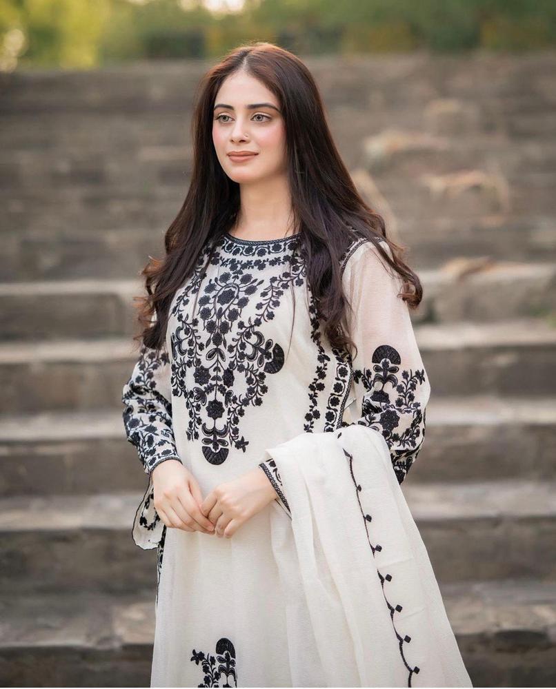 3-Piece Women's Stitched Suit